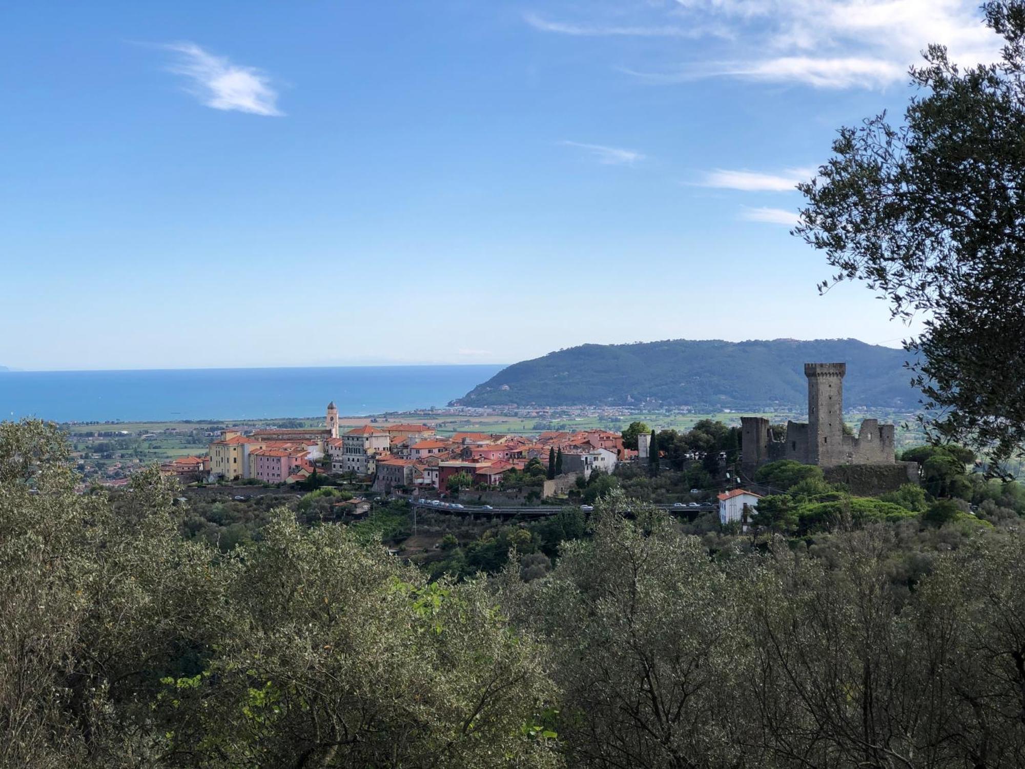 Casa Alma Lägenhet Castelnuovo Magra Exteriör bild